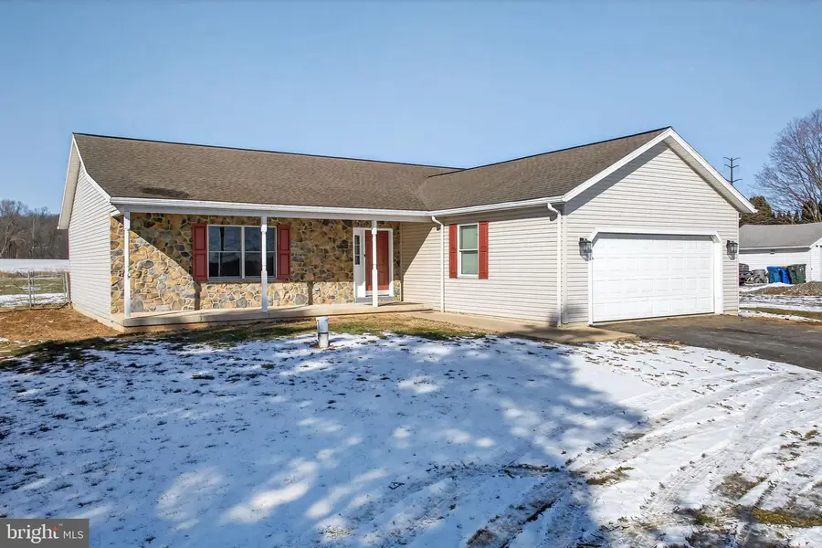 735 Cragmoor Rd, York Haven, PA 17370 - Image #2