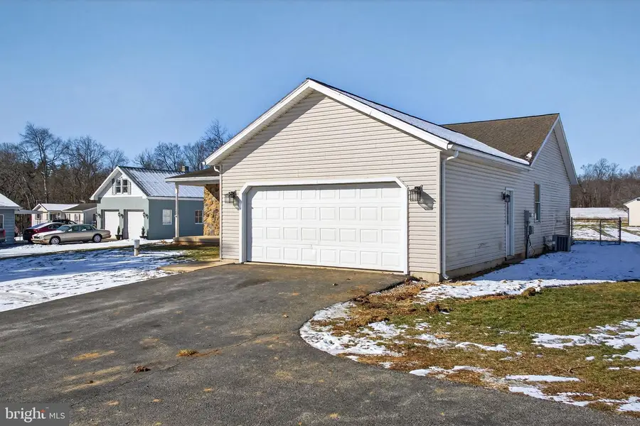 735 Cragmoor Rd, York Haven, PA 17370 - Image #3