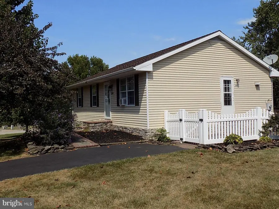 3425 Fox Ridge Ct, Dover, PA 17315 - #3