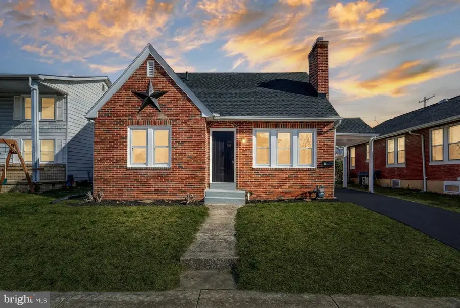 327 Norway St, York, PA 17403 - #2