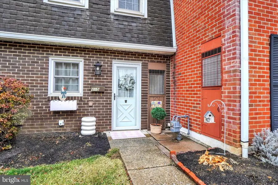 Address Withheld By Seller, York, PA 17404 - Image #2