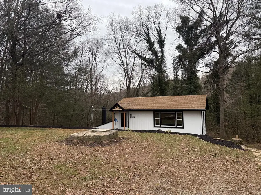 142 Hilltop Rd, Delta, PA 17314 - Image #2