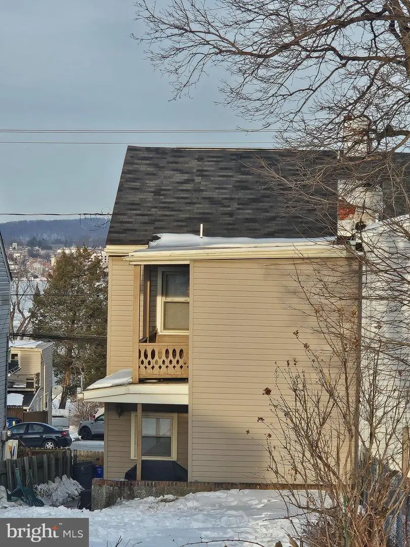 606 S Front St, Wrightsville, PA 17368 - #3