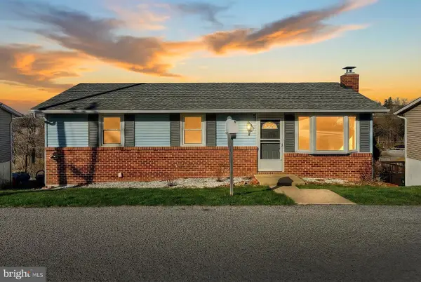 737 Atlantic Ave, RED LION, PA 17356