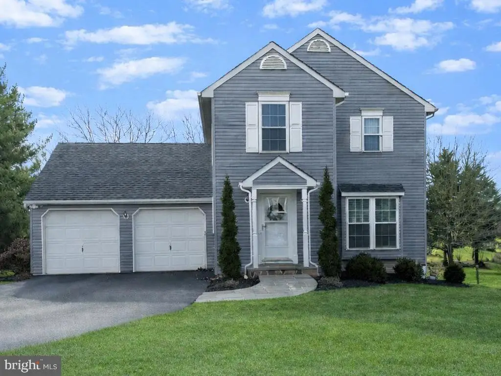 113 Lee St, Stewartstown, PA 17363 - Image #1