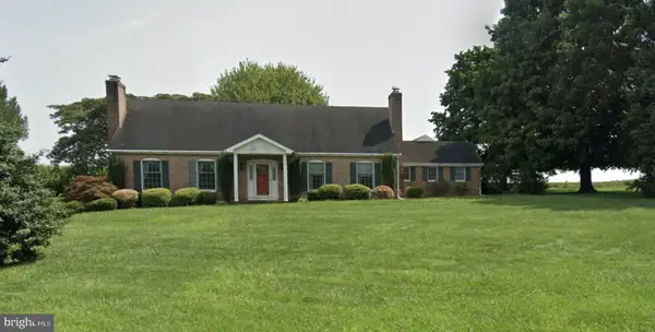 754 Main St, FAWN GROVE, PA 17321