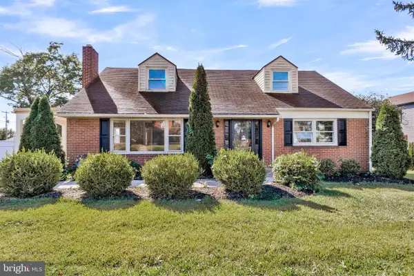 4070 W Market St, YORK, PA 17408