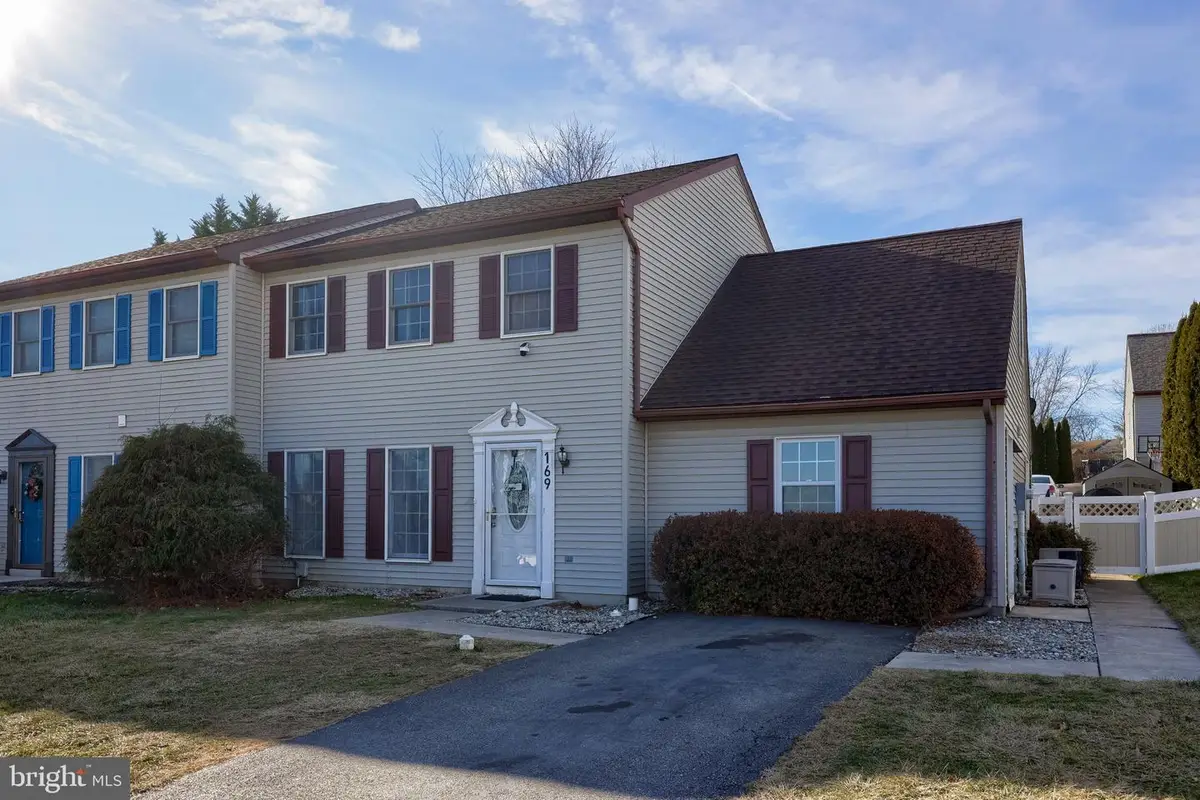 169 Jonathan Way N, Red Lion, PA 17356 - Image #1