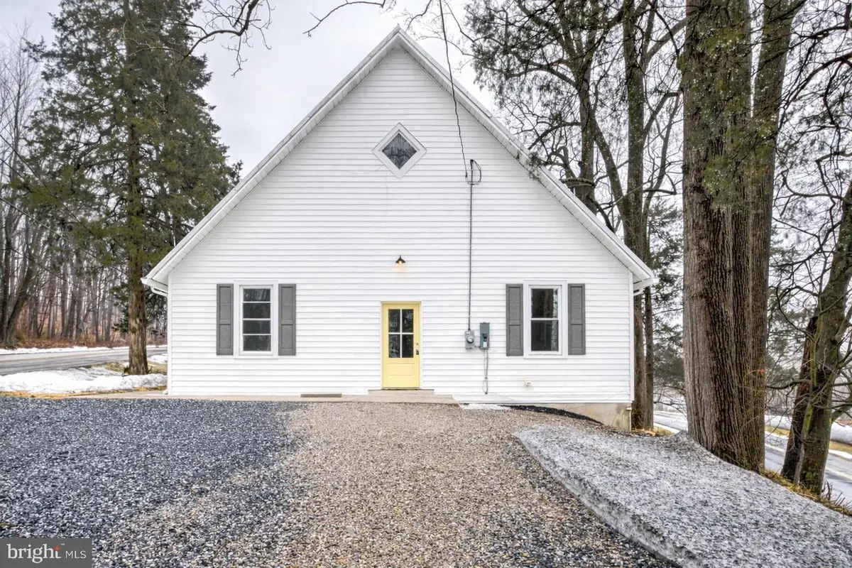 206 Moulstown Rd, Abbottstown, PA 17301 - #1