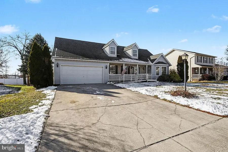 1686 Taylor Dr, Hanover, PA 17331 - Image #3