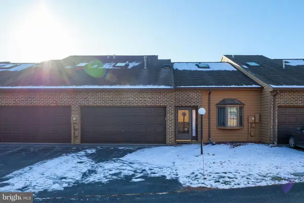 55 Westview Mnr, YORK, PA 17408