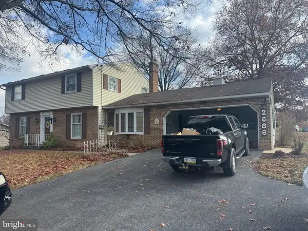 2686 Sunset Ln, YORK, PA 17408