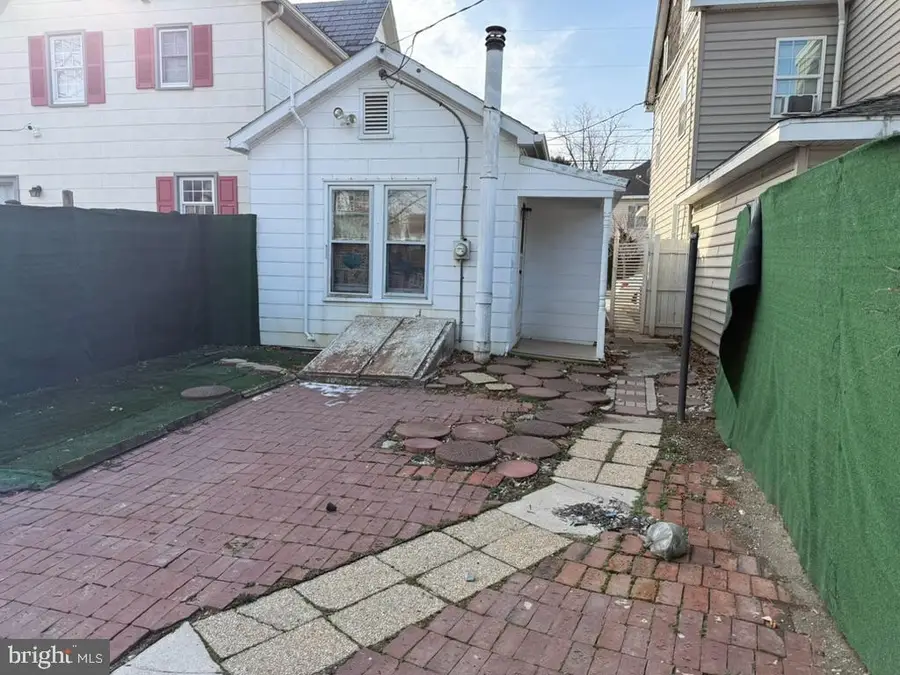 14 Charles St, Hanover, PA 17331 - Image #2