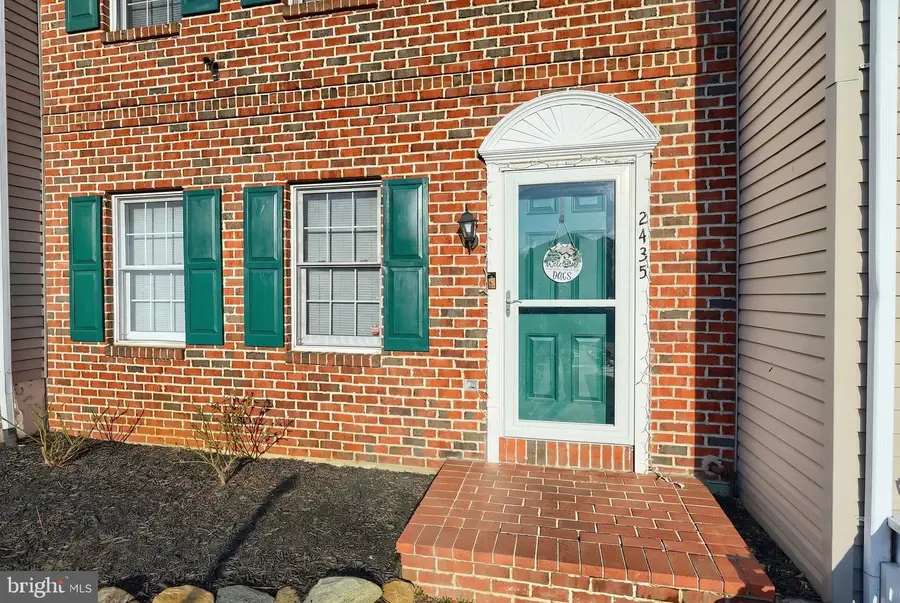 2435 Woodmont Dr, York, PA 17404 - #3