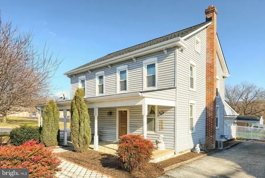 2009 N Sherman St, York, PA 17406 - #2