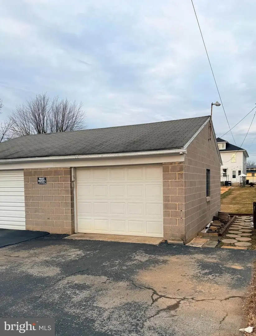 551-2 Mcallister St, Hanover, PA 17331 - Image #2