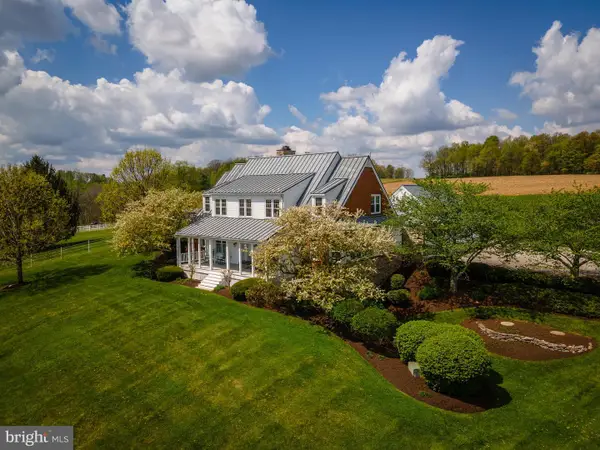 11380 + 11350 White Oak Rd, NEW FREEDOM, PA 17349