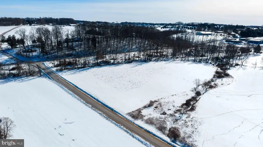 905 Kirchner Rd, New Freedom, PA 17349 - #2