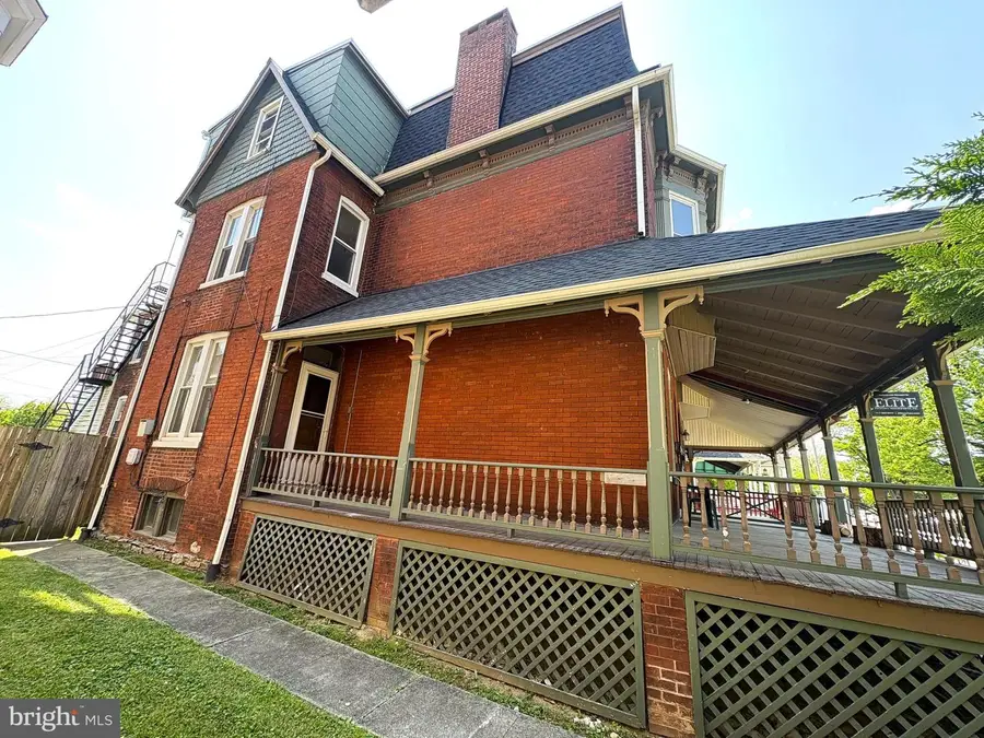 656 Linden Ave, York, PA 17404 - #3