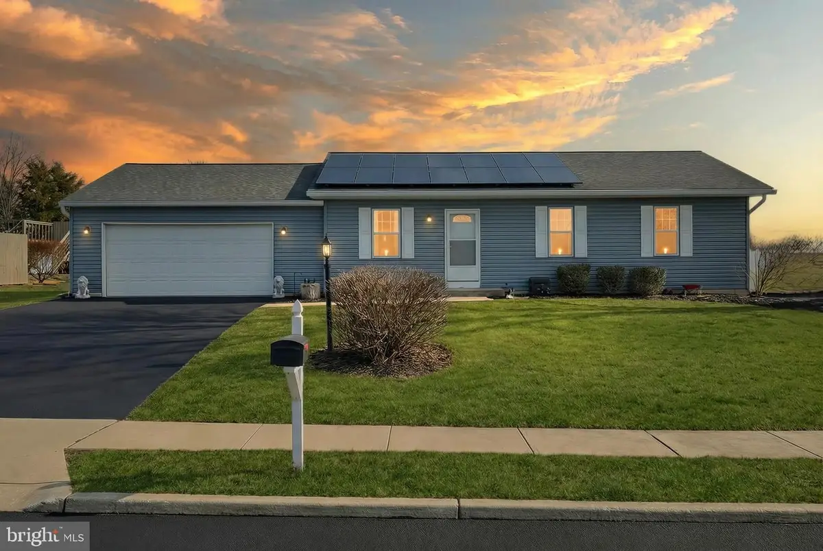 2508 Manor Rd, York, PA 17408 - #1