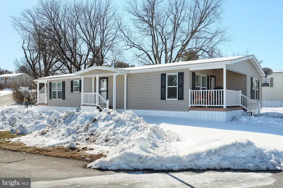 301 Blue Jay Dr, Red Lion, PA 17356 - #3