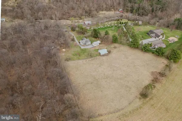 1568 Deer Creek Rd, NEW FREEDOM, PA 17349