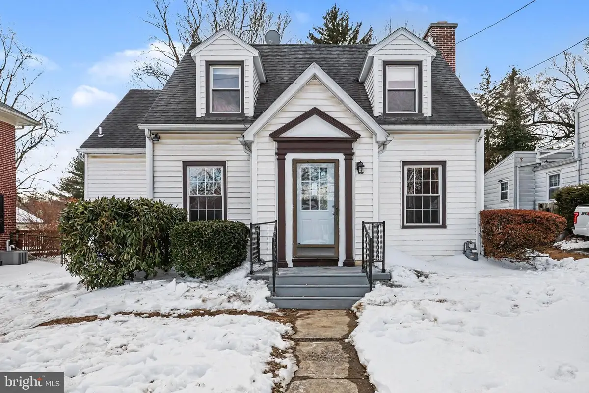 132 Locust Grove Rd, York, PA 17402 - #1