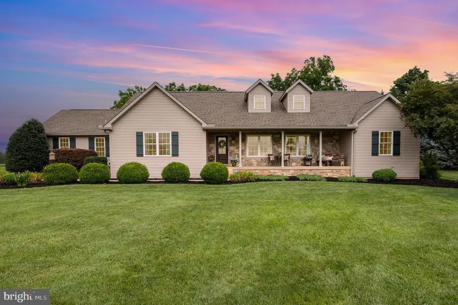 196 Spring Dr, Dillsburg, PA 17019 - #3