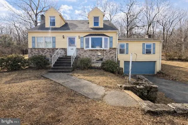 5598 Furnace Rd, York, PA 17406 - #1