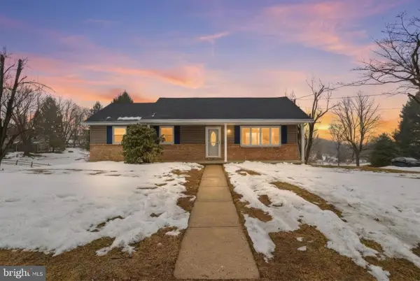 810 Jefferson Ln, RED LION, PA 17356