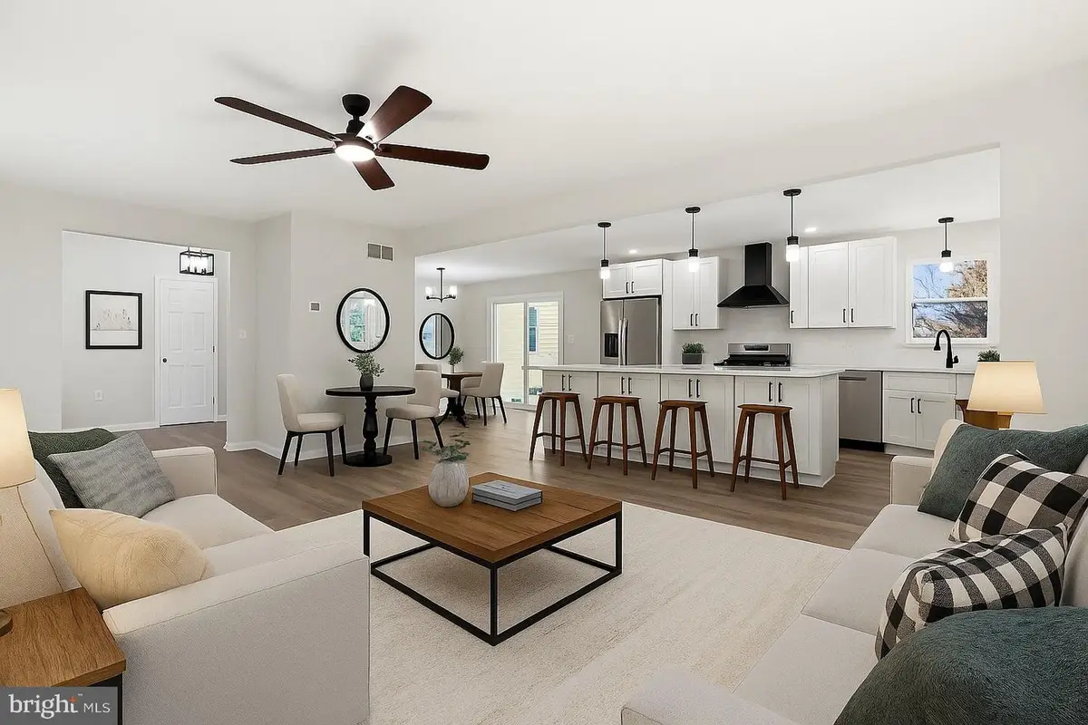 3900 Blue Hill Rd, Hanover, PA 17331 - #1