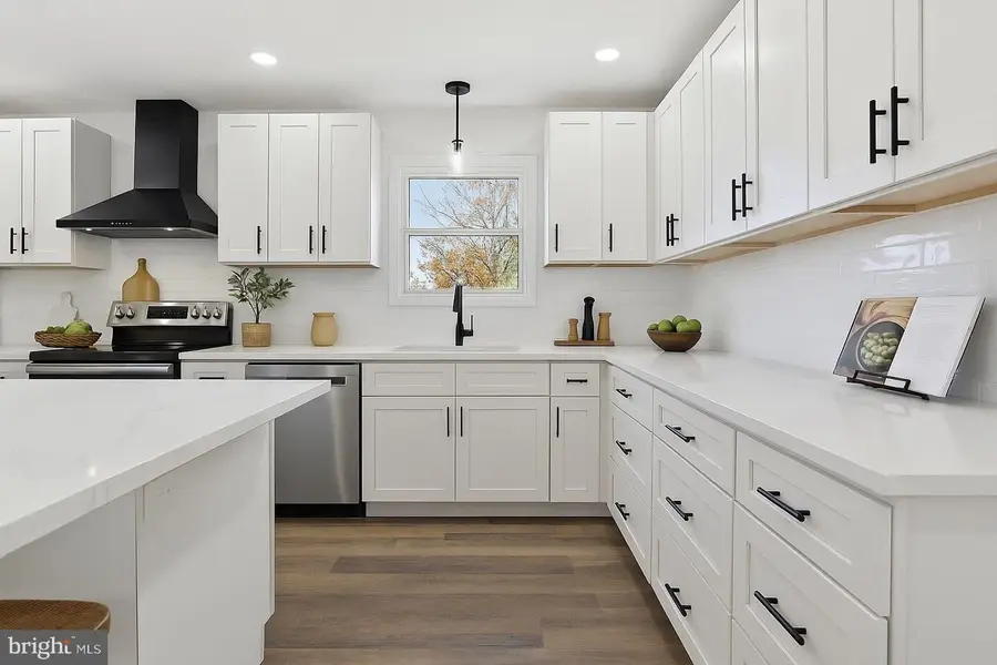 3900 Blue Hill Rd, Hanover, PA 17331 - #3