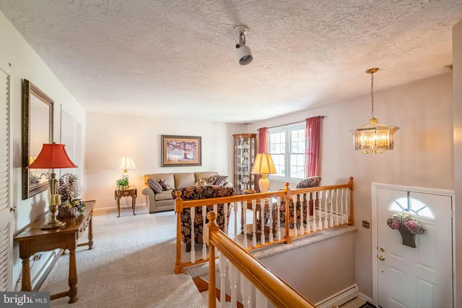 608 Walnut St, Wrightsville, PA 17368 - #2