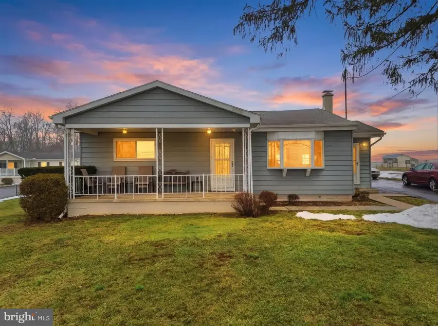 745 Cragmoor Rd, York Haven, PA 17370 - #2