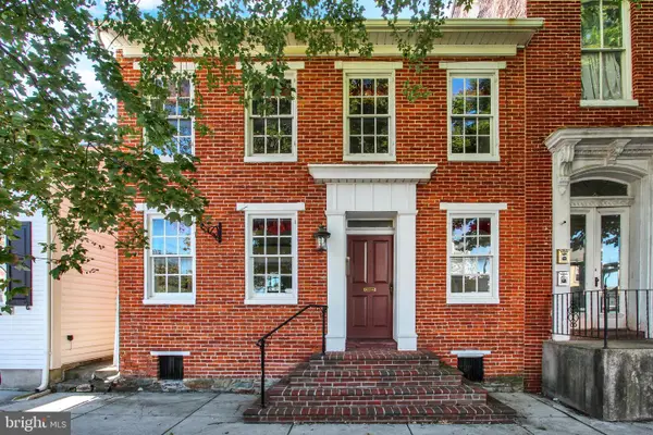 209 Broadway, HANOVER, PA 17331