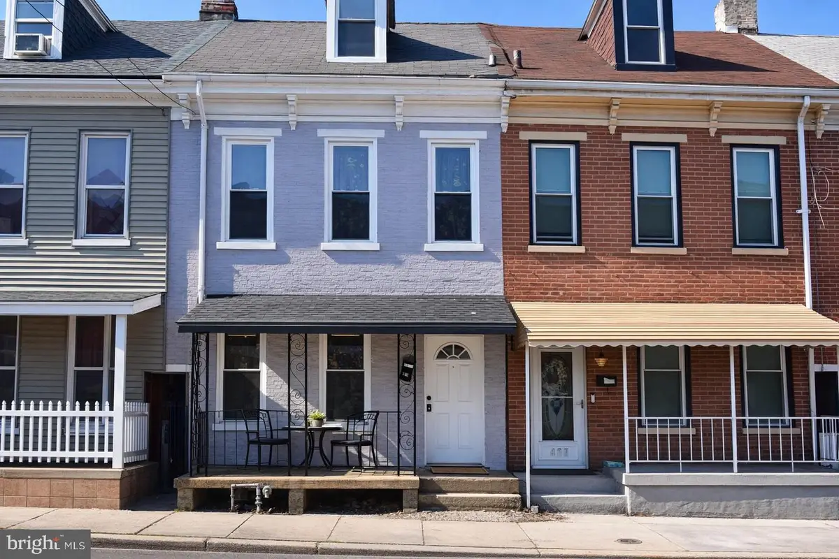 429 W Princess St, York, PA 17403 - #1
