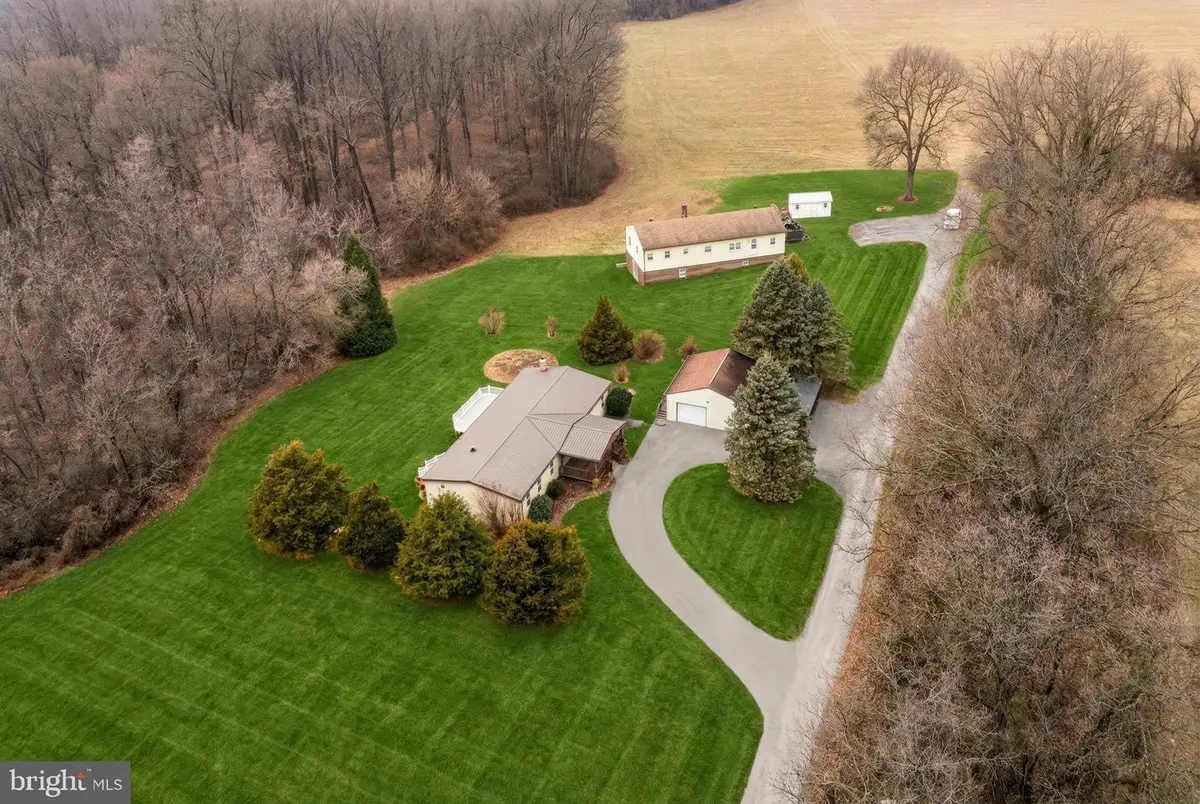 205 Butter Rd, York, PA 17404 - #1