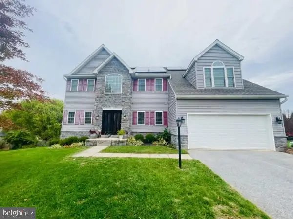 430 Palomino Dr, York, PA 17402 - #1