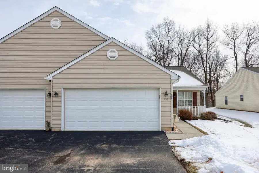 337 Winners Cir, Red Lion, PA 17356 - #2