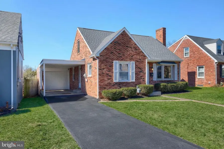 106 N Williams St, York, PA 17404 - #3
