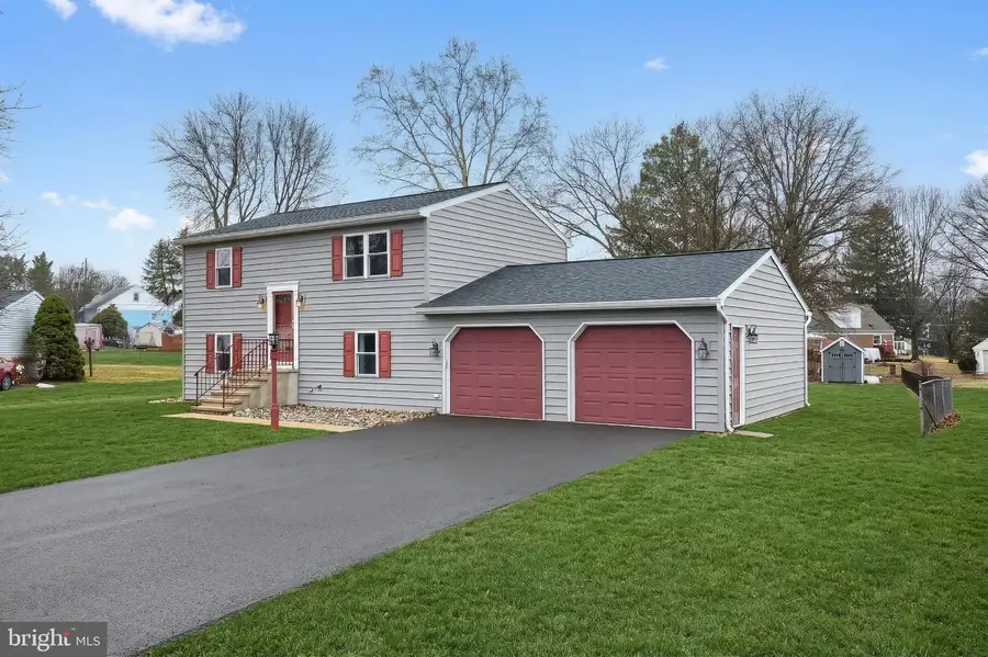 2228 Heather Rd, York, PA 17408 - #2