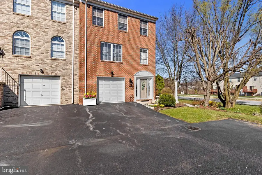 102 Lorenzo Ct #102, York, PA 17402 - #2