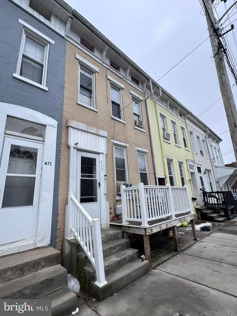 430 E Walnut St, York, PA 17403 - #1