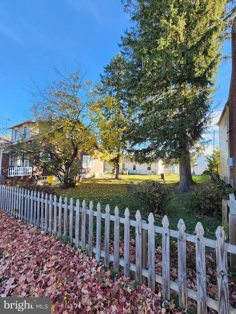 625 Girard E S Ave, York, PA 17403 - #2