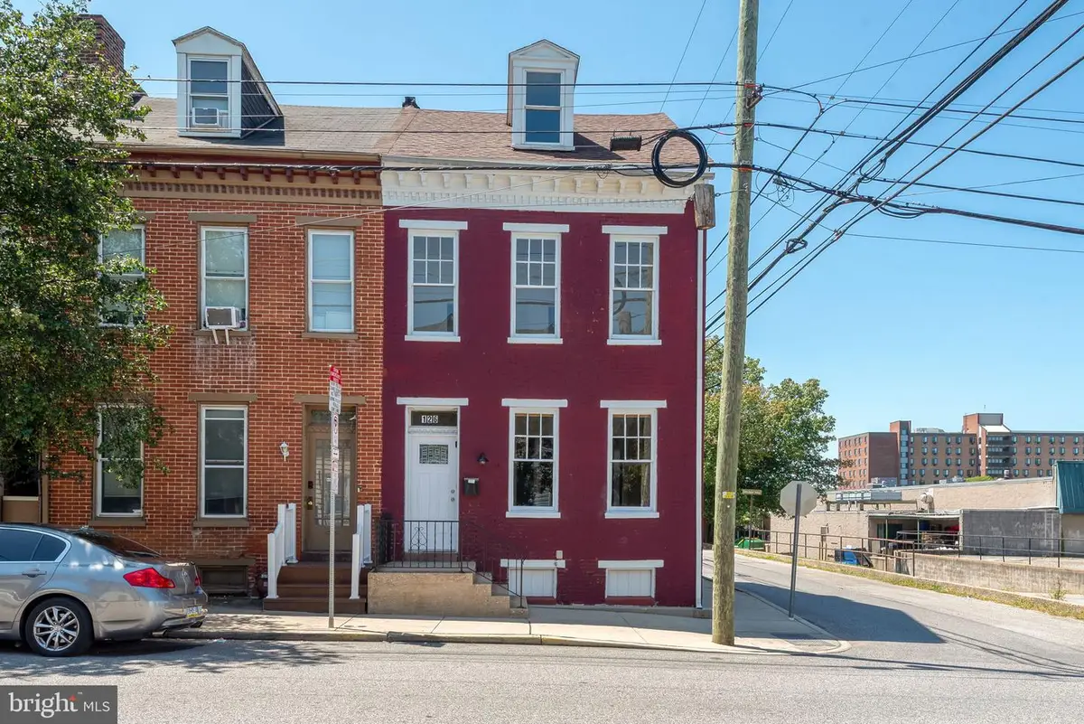 126 N Queen St, York, PA 17403 - #1
