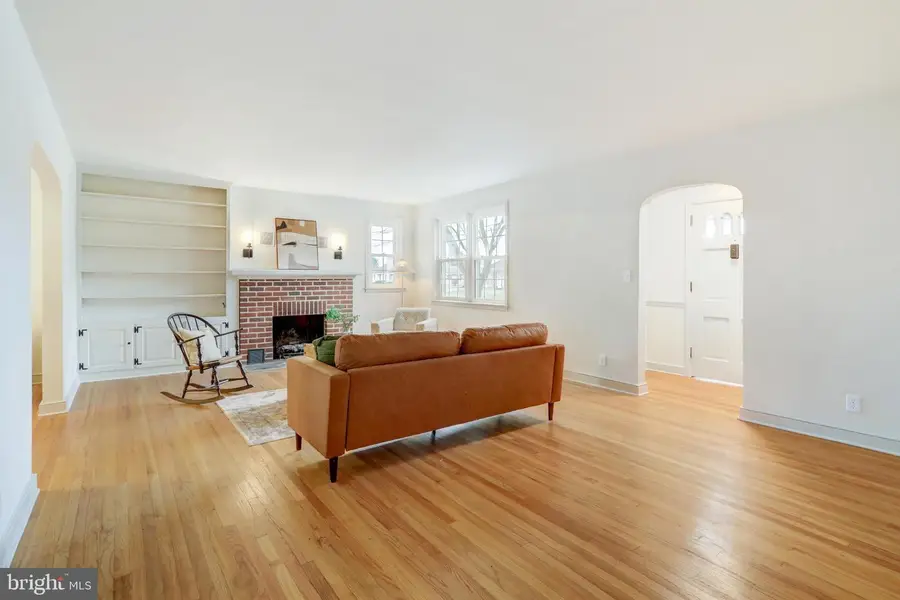 2333 Loucks Rd, York, PA 17408 - #3