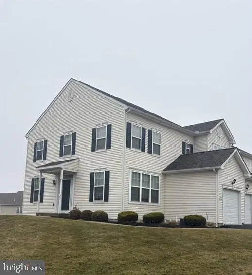 554 Marion Rd, York, PA 17406 - #1