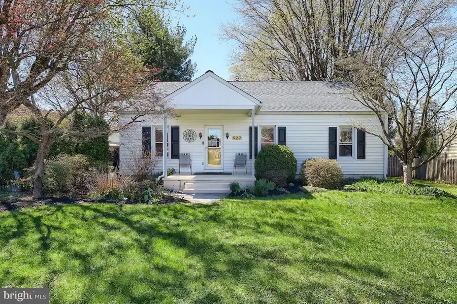 927 S Franklin St, Hanover, PA 17331 - #3