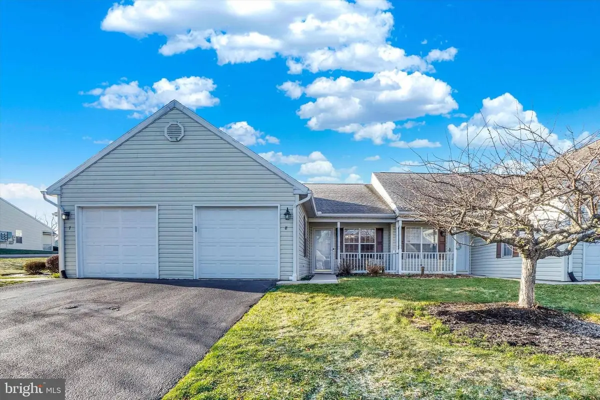 8 Hagarman Dr #8, York, PA 17408 - #1