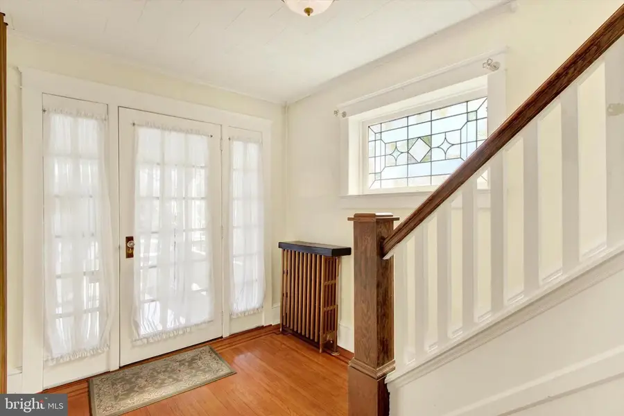 106 S 4th St, Mount Wolf, PA 17347 - #3